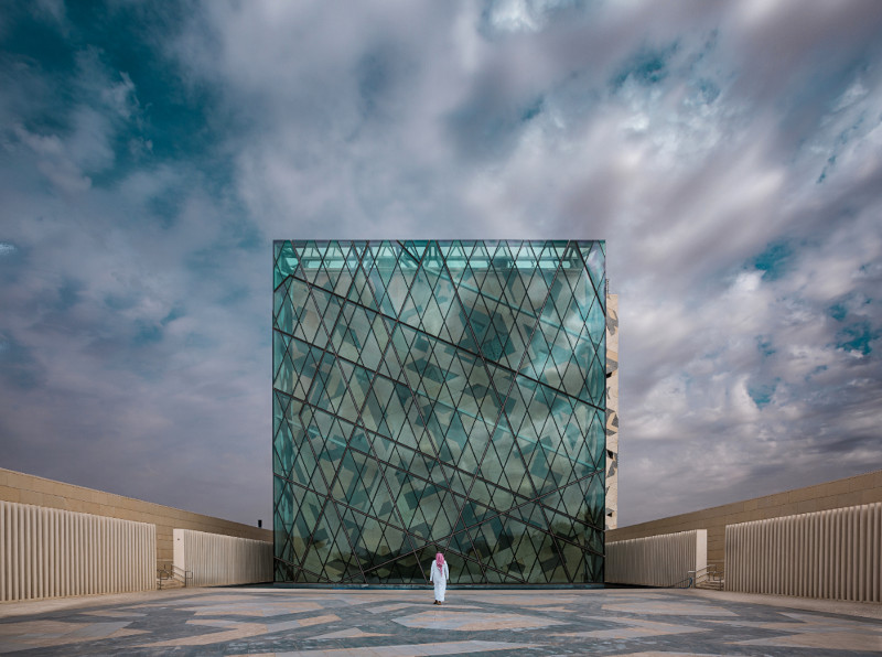 Entry-Level Software Engineering Jobs in Saudi Arabia: A 2025 Guide cover image